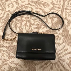 Michael Kors crossbody purse